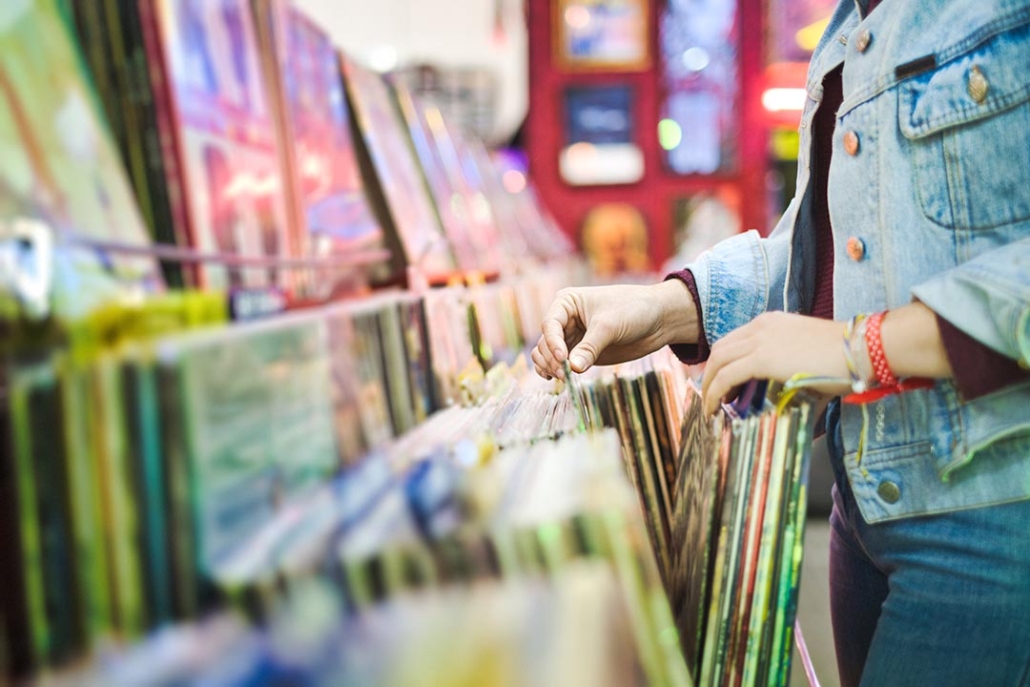 things-to-consider-and-look-for-when-buying-used-records-spin-the-vinyl